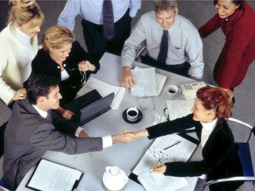 绍兴分析有债务问题如何选择合法的催收公司！